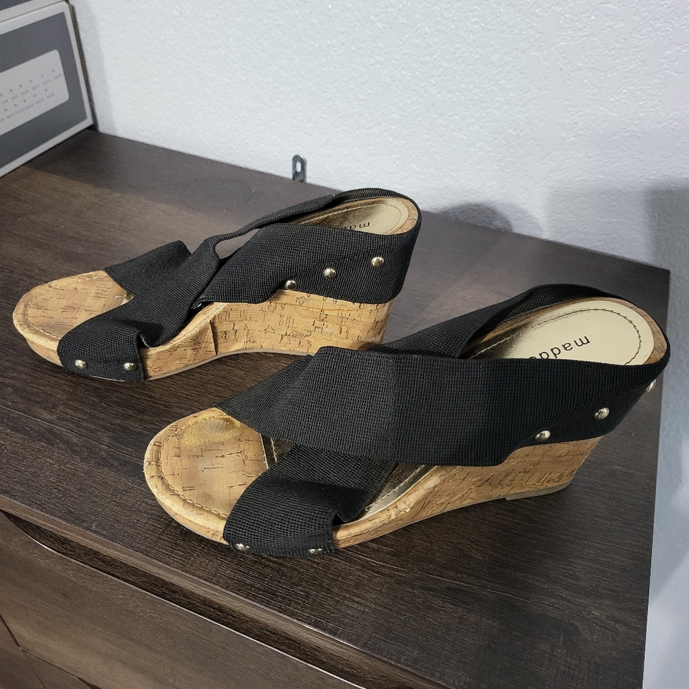 Madden girl wedges